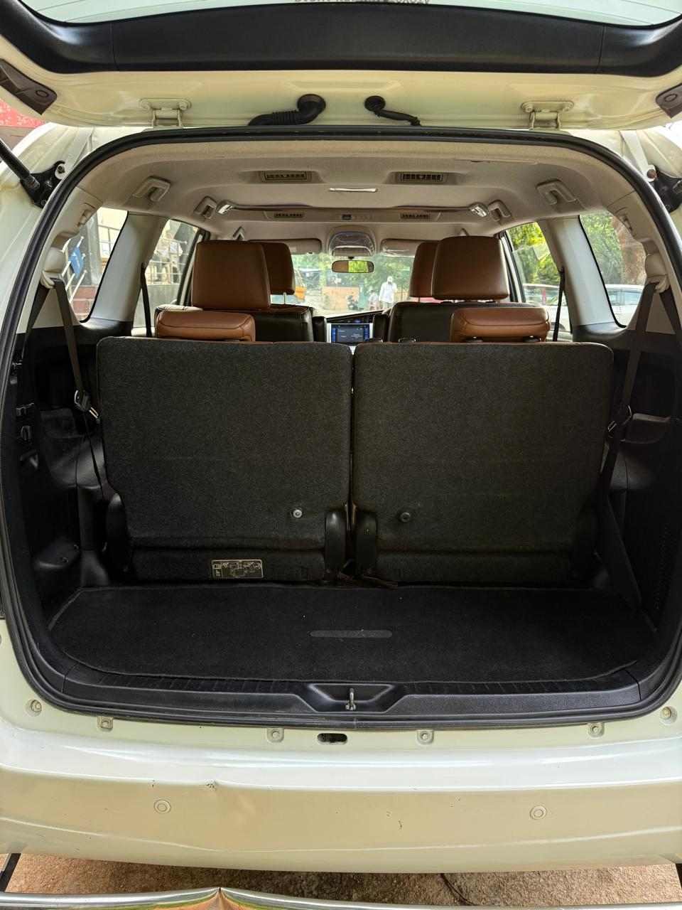 Toyota Innova Crysta 2.8 ZX - Image 10